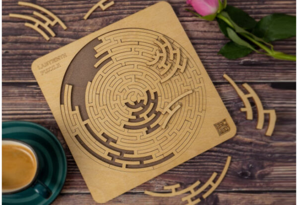 THE LABYRINTH PUZZLE - Image 2