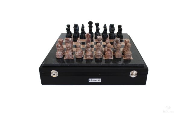 BLACK AND ANCIENT PINK MARBLE CHESS SET LARGE 1021 - Image 1