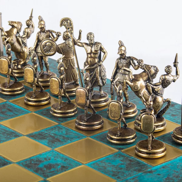 S19BTIR_4 GREEK MYTHOLOGY CHESS SET S19BTIR - Image 4