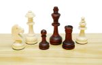 Chess pieces Staunton No 03 in a wooden box 652033