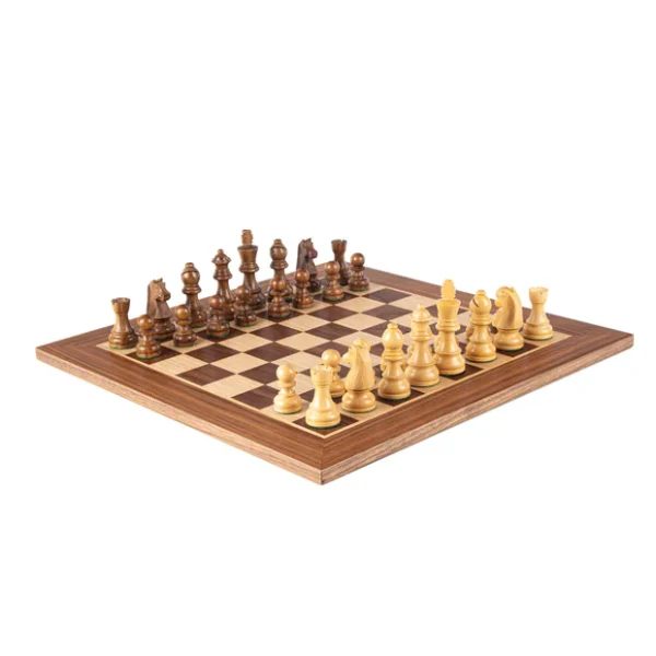 SW43B40K_3 Walnut Chess Set - 40x40cm with Staunton Chessmen (8.5cm King) - Image 6